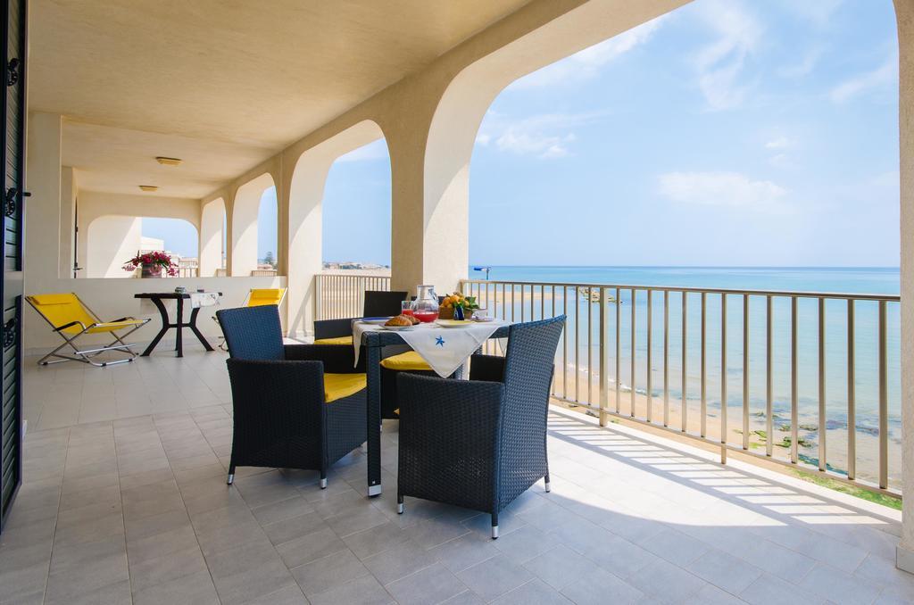 Casa Sul Mare Con Vista Mozzafiato Apartman Donnalucata Kültér fotó